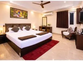 HOTEL DS STAY VARANASI ! - Near Kasi Vishwanath Temple And Ganga Ghat #Fully Air Conditioning #Free Wi-Fi #Parking #Room Service #Prime Location - Best Selling Premium Hotel in Varanasi