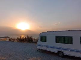 노을이 아름다운 호미곶 캠핑카 โรงแรมในSup'sil