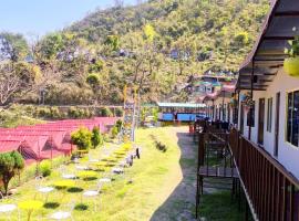 BlueHeaven Camp, hotel di Rishikesh
