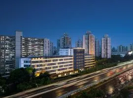 上海五角场曲阳百联亚朵酒店