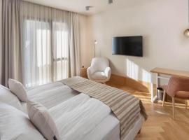 Skigyimes Hotel, Hotel in Lunca de Sus