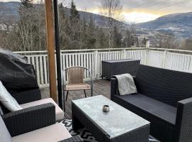 Prime location, 400 m from the town centre, hotel em Vossevangen