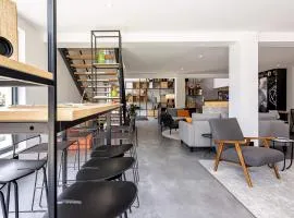 第戎南宜必思酒店