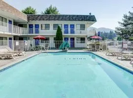 Motel 6-Grants Pass, OR