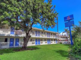 Fotos de Hotel: Motel 6-Chino, CA - Los Angeles Area