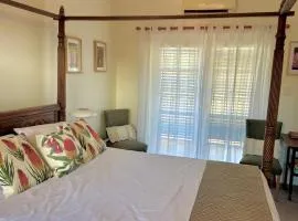 York Wildflower Junior Suite