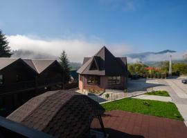 Шепіт Карпат, hotel i Yasinia