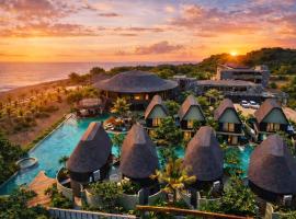 Quenzo Beach Resort, отель в Падангбае