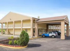 Red Lion Inn & Suites Junction City