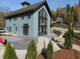 Vineyard Room @ Boulder Mountain View Barn
