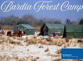 Bardia Forest Camp, khách sạn ở Bardia