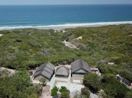 Zavora Venture Cabanas, Hotel in Inharrime