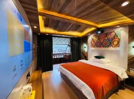 Fenghuang Ancient Town Fuyuan Riverside Homestay