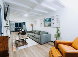 Aintree Bungalow, hotel v mestu Portmore