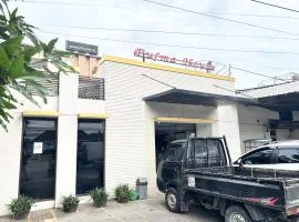 OYO 95102 Pulma House