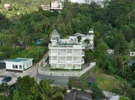 Munnar Peak Paradise