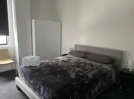 Commercial Hotel Parkes