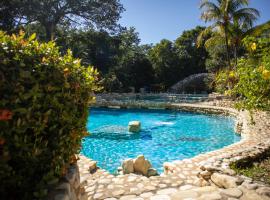 Chan-Kah Resort Village，位于帕伦克的酒店