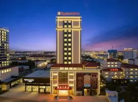 老挝贵庭湖南大酒店免费接送机