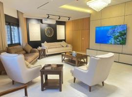 ريڨا للأجنحة السكنية Riva suites، فندق في إربد