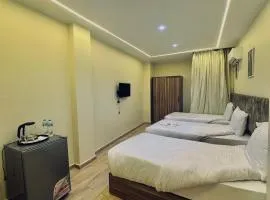 Pyramidsfort & free pickup shuttle