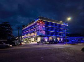 Xiaos Henderson Hotel，Lungga的飯店