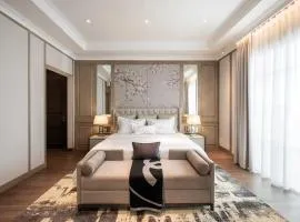 Hotel Fairmout Plaza Suites Near Airport IGI