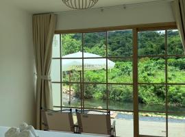 Good morning camping cha-om กู๊ดมอร์นิ่งแคมป์ปิ้งชะอม, khách sạn ở Ban Bung Mai