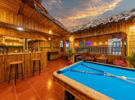 CATB MOUNTAIN P & SPa, Hotel in Cát Bà