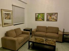 Peaceful 1 Bedroom, 1 bathroo villa in Latte heights and Dededo, hotel u gradu 'Dedeo'