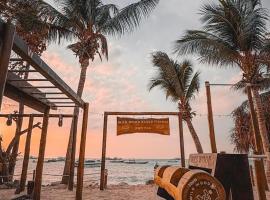 Viesnīca Wild Wood Beach Fitness Resort at Koh Tao Tau