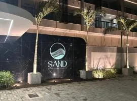 Apto Acessível em Cond. de Luxo – Próx. à Prainha