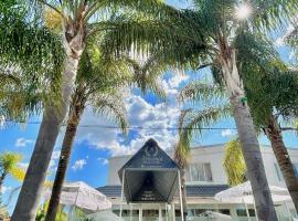 Armonia Aparts, hotel u gradu Termas del Dajman