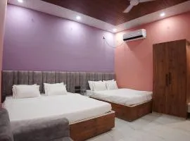 Hotel Asha Palace By Basotel
