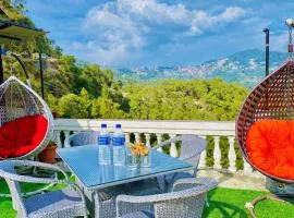 Budget Hotel Tara Regency Inn #Rooftop terrace #Near sankat mochan temple