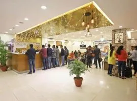 Hotel Grand Suites By D capitol Near Delhi Airport