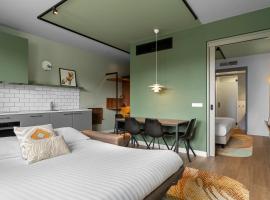 Corendon Apartments Amsterdam Schiphol Airport، فندق في باتهوفيدورب
