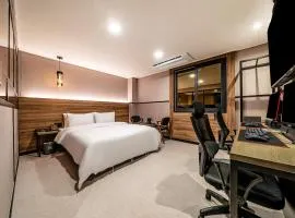 Suwon Ingyedong NO 25