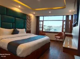 Mountain Vista - Shiimla Royale - Near Mall Road- Free pickup From railway station Simla