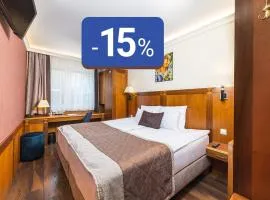 Carlton Hotel Buda Castle