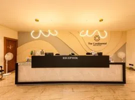 THE CONTINENTAL INN & SUITES