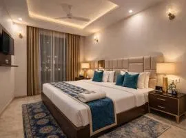 The New Grand Villa Near IGI Airport