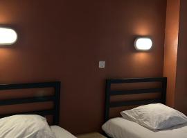 Hotel - Bar - LES PASSIONS, Hotel in Buis-les-Baronnies