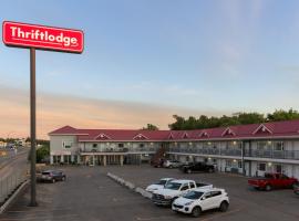 होटल की एक तस्वीर: Thriftlodge Saskatoon