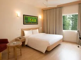 Airport Hotel De Rosewood Inn -Near Delhi Airport-Free Airport Drop