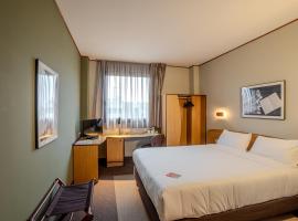 Tulip Inn Turin South, hotel i Moncalieri