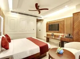 Hotel Red Plaza-Near IGI Airport Delhi Free Airport Drop