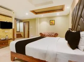 Super Townhouse Oak Amity University Patna Formerly The Golden Crown