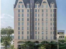 Palette KL Sentral Station Formerly Scott Hotel, хотел в Куала Лумпур