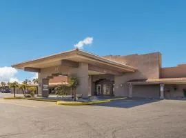 Quality Inn & Suites Lake Havasu City